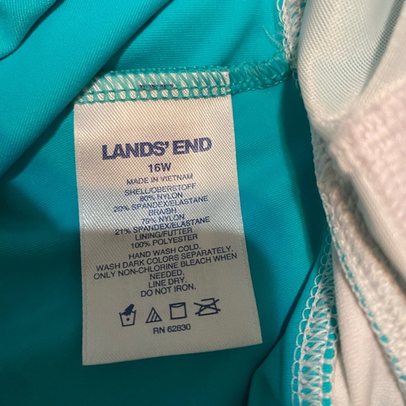 Lands end top - Picture 2 of 4